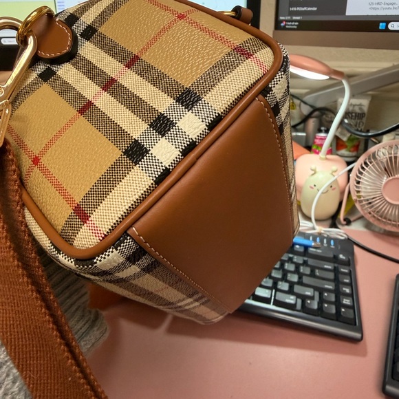 Burberry Beige and Brown Check Crossbody Bria Bowling Bag SM - Picture 4 of 16
